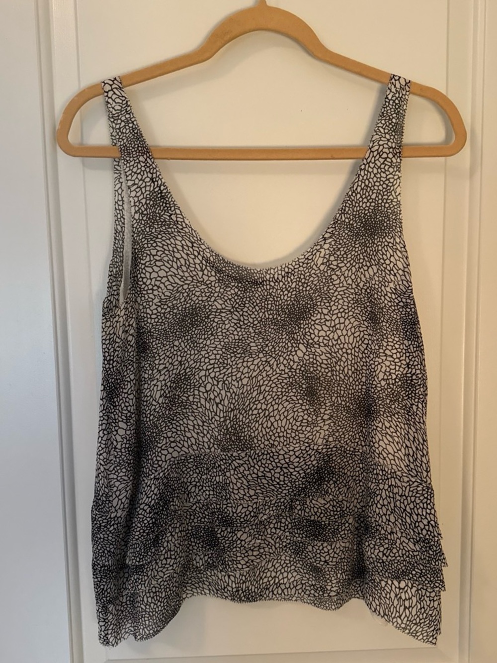 Club Monaco Black & White Abstract Print Layered Camisole